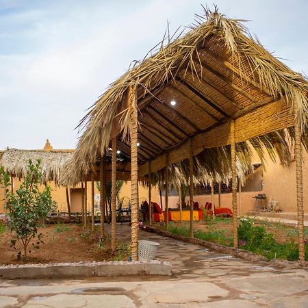Riad Du Sud Tamsahelt Exteriör bild